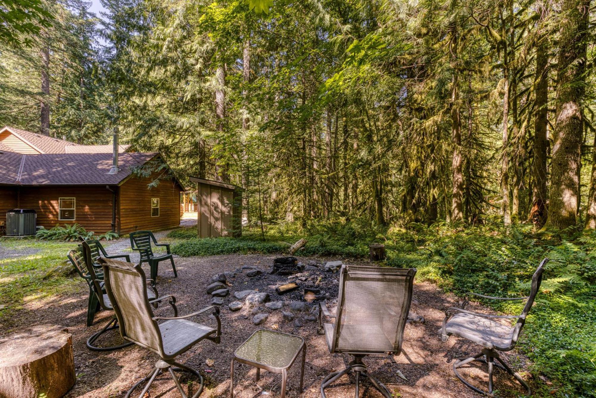 Salmon River Lodge Welches Luaran gambar